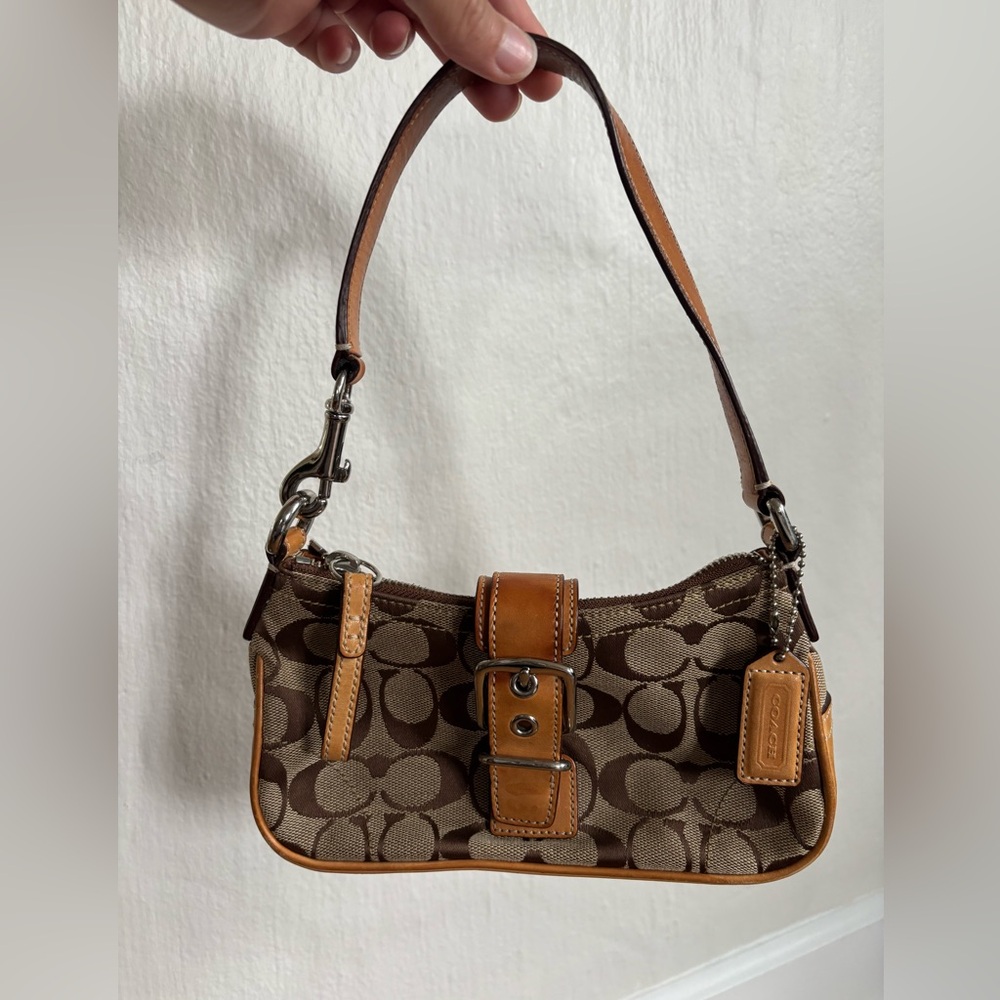 Coach vintage shoulder bag
